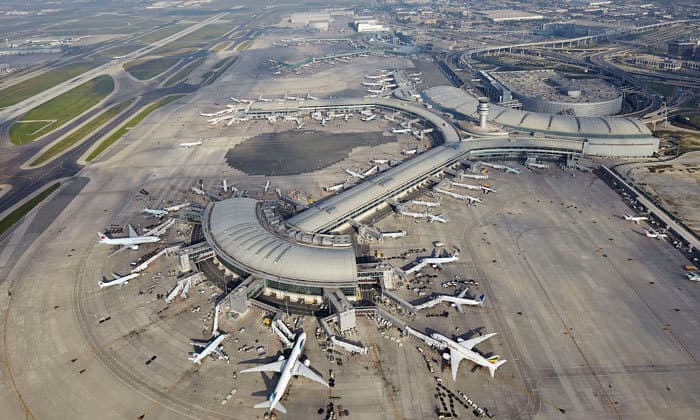 Lugar Aeropuerto Internacional Toronto Pearson (YYZ)