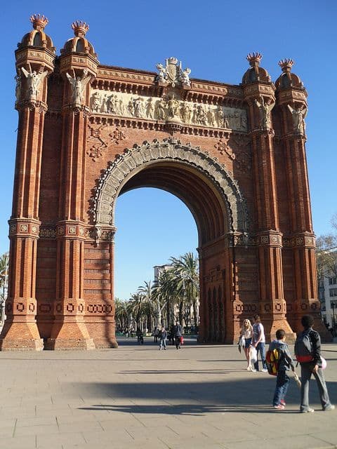 Lugar Arc de Triomf