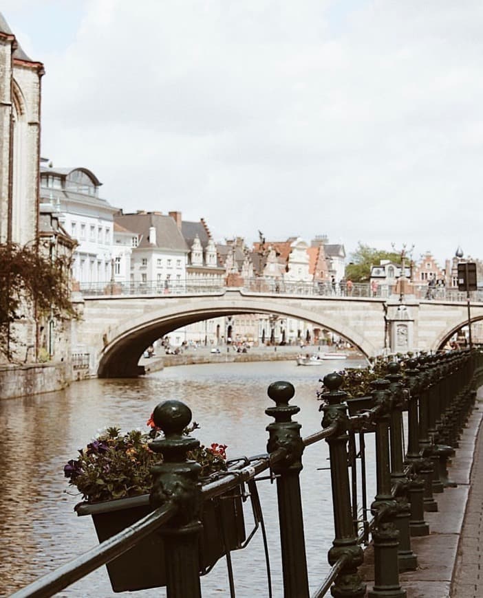 Place Bélgica