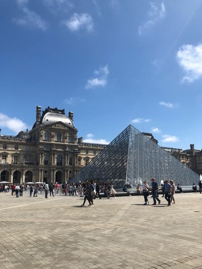 Lugar Museo del Louvre