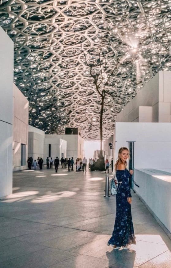 Place Louvre Abu Dhabi