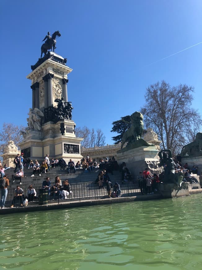 Place El Retiro Madrid