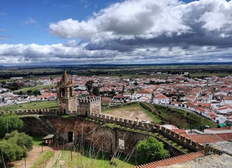 Place Castelo de Mourão