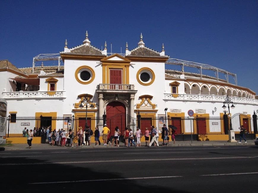 Place La Maestranza