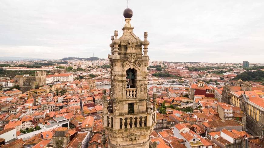 Place Clérigos Tower