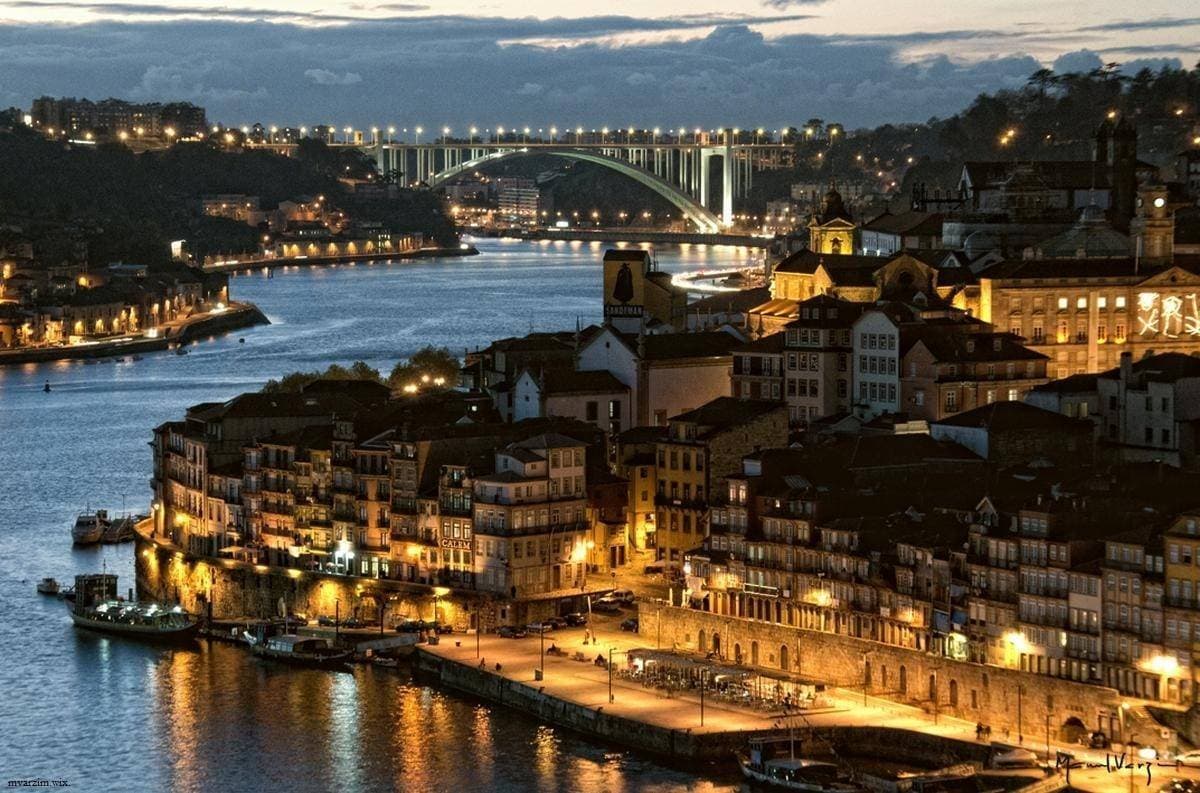 Lugar Ribeira do Porto