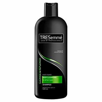 Producto Tresemmé deep cleansing shampoo

