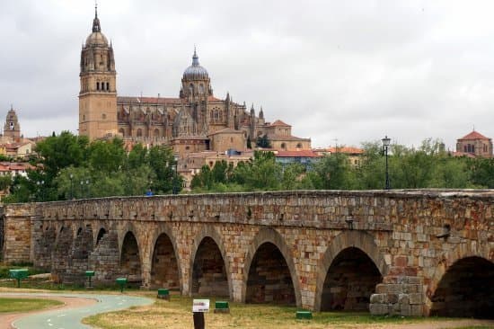 Lugar Puente Romano