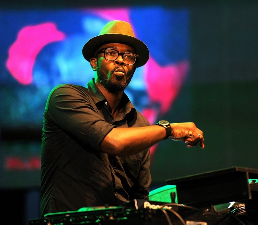 Canción Black Coffee Remix- Falling-Dj Kent