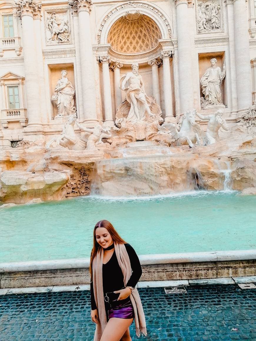 Place Fontana di Trevi