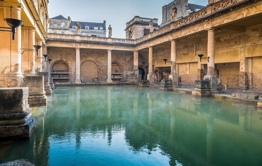 Lugar Termas romanas de Bath