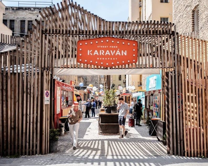 Restaurantes Street Food Karavan Budapest