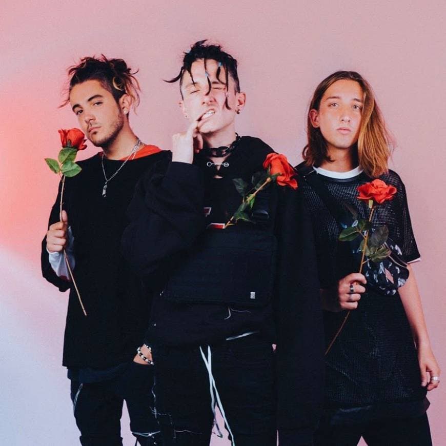 Moda Chase Atlantic