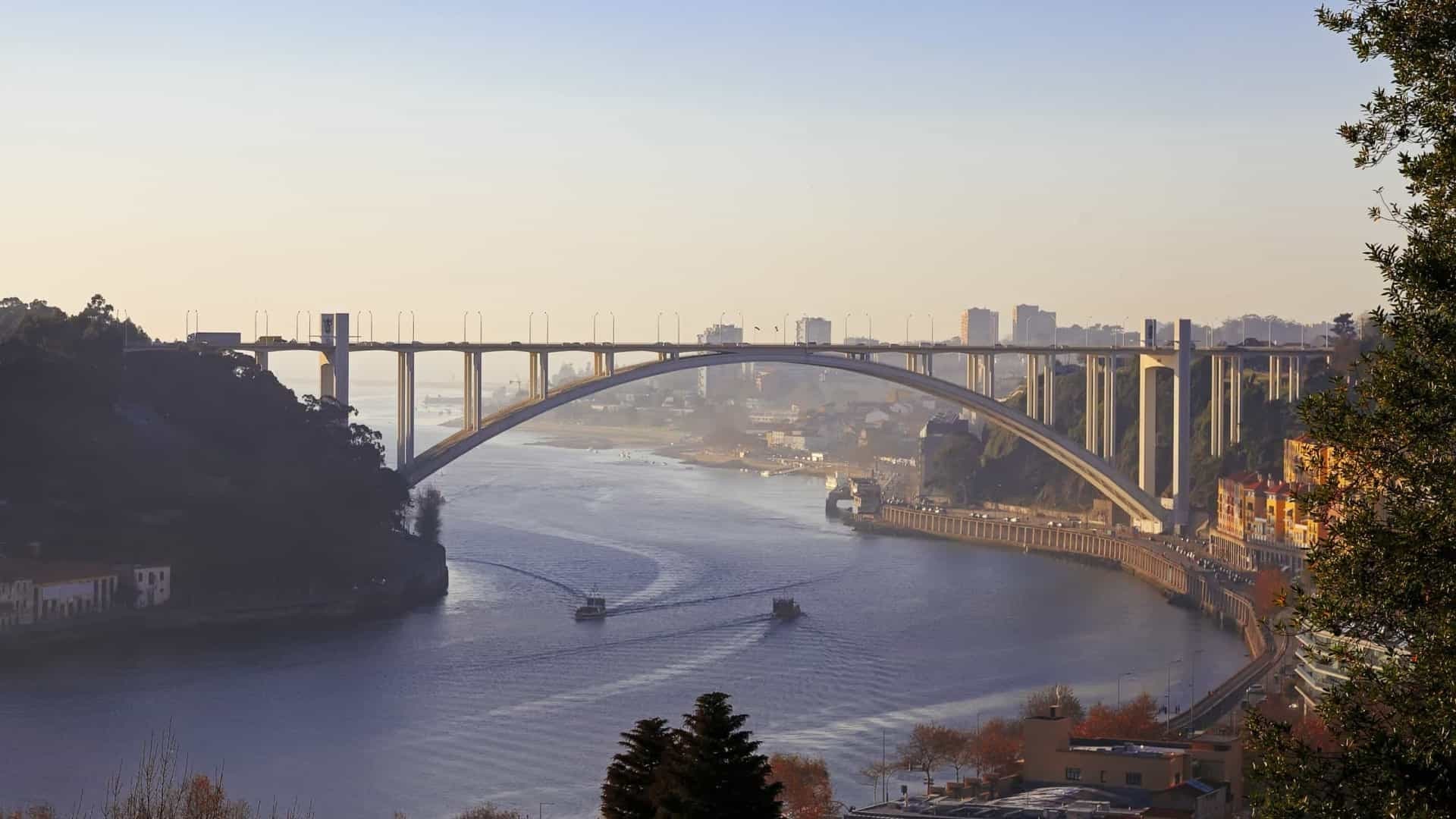 Lugar Puente de la Arrábida