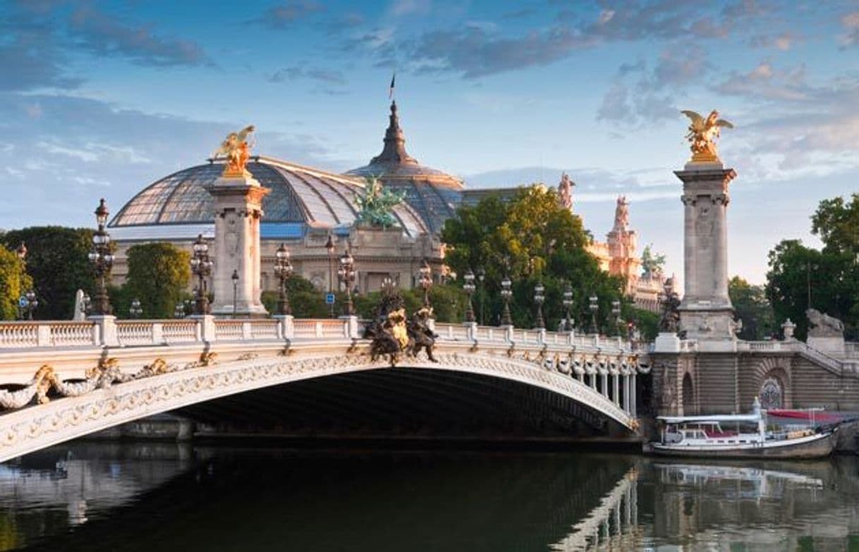 Place Pont Alexandre III