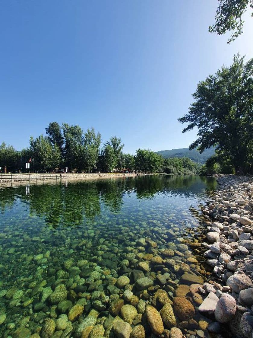 Place Praia Fluvial de Valhelhas