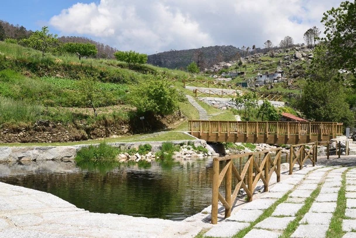 Place Praia Fluvial do Sabugueiro