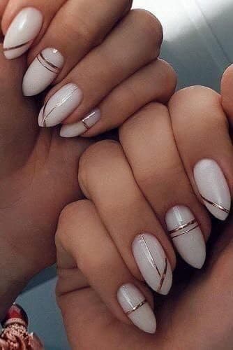 Moda Nails