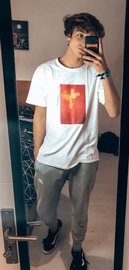 Producto Supreme Piss Christ Tee