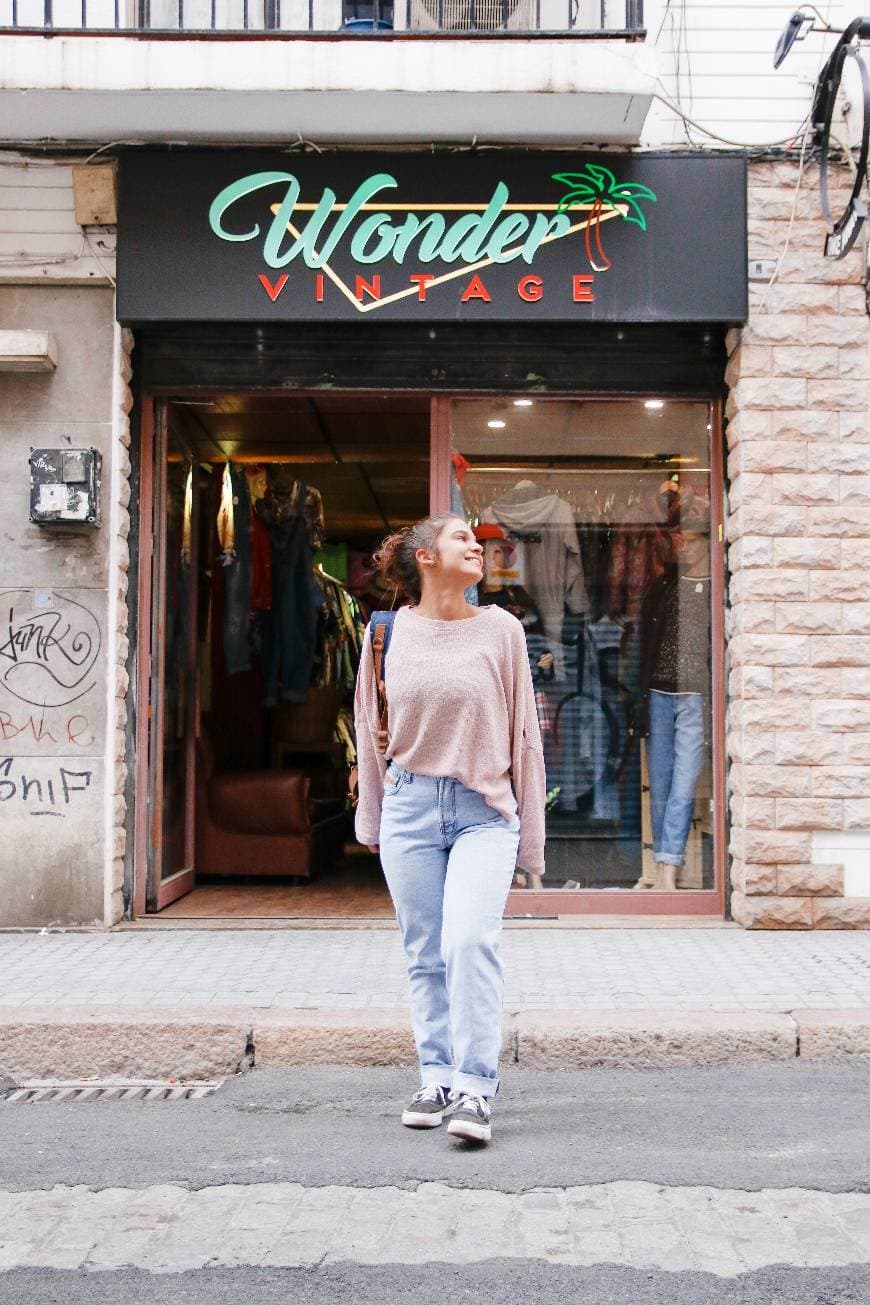 Lugar WONDER VINTAGE SEVILLA