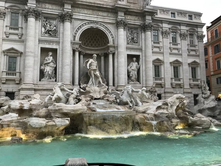 Lugar Fontana di Trevi