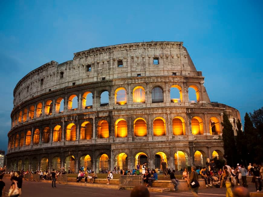 Lugar Coliseo de Roma