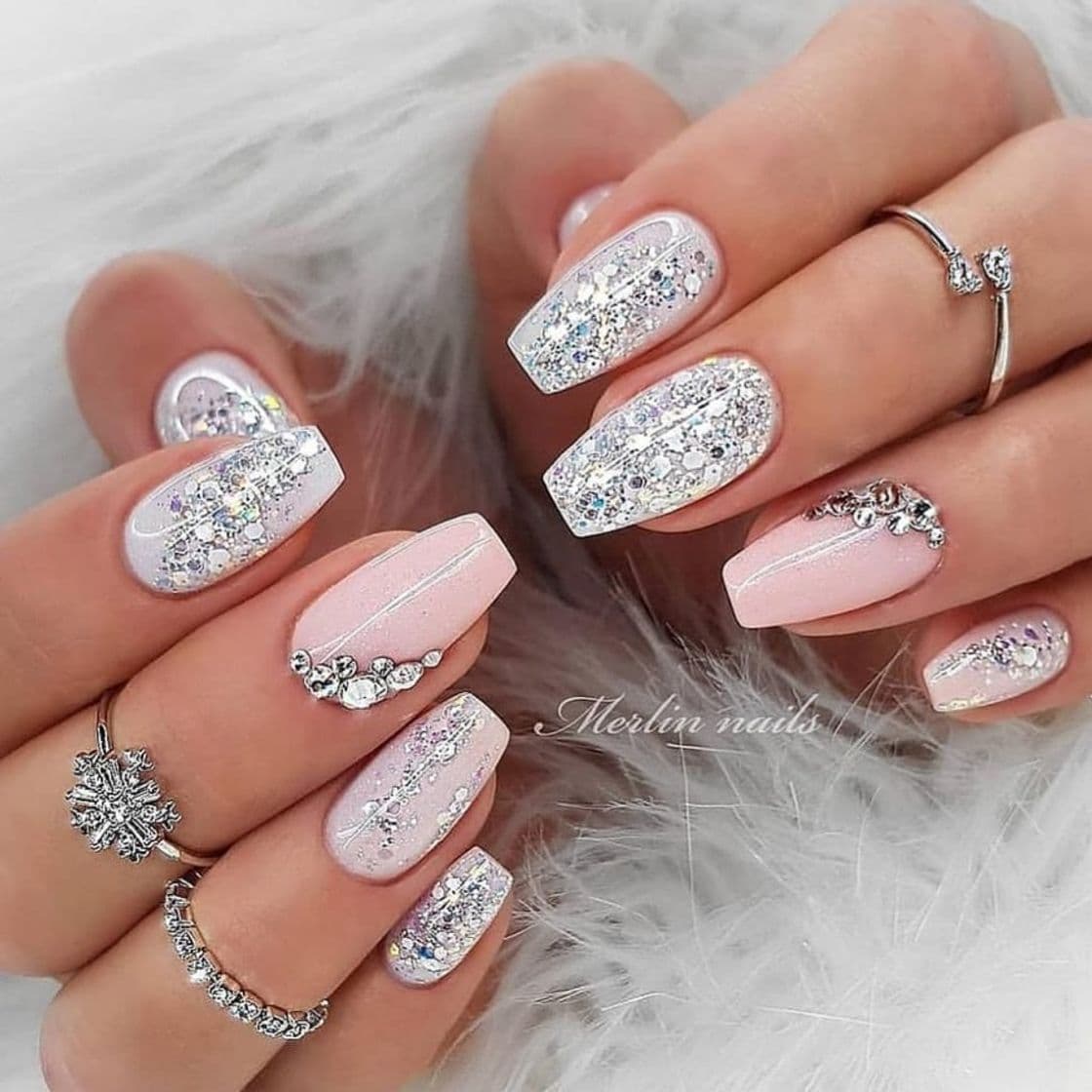 Moda Ideias  de unhas de gel 2020