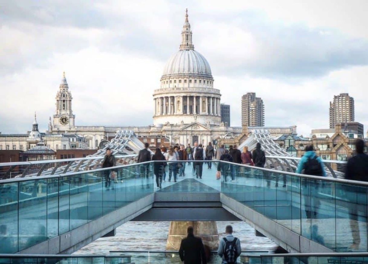 Lugar Millennium Bridge