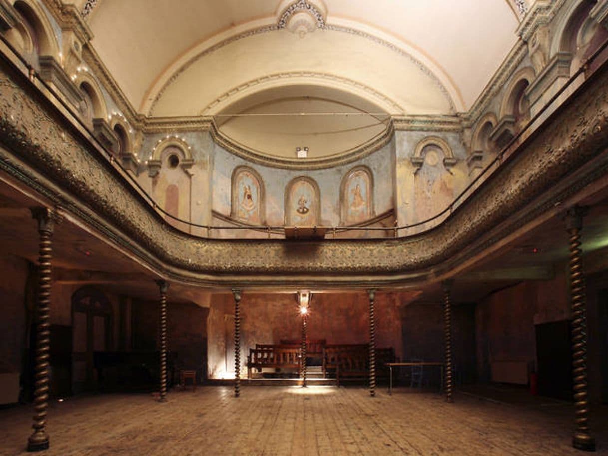 Place Wilton's Music Hall