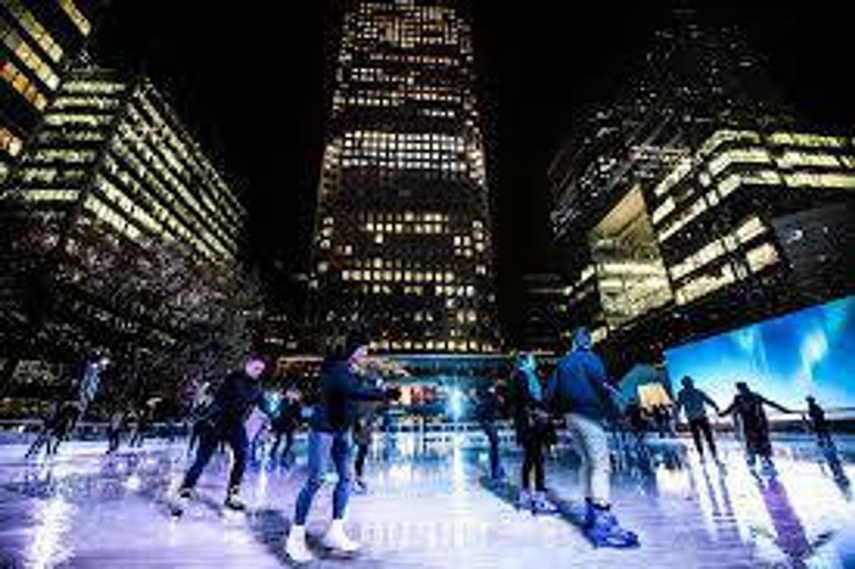 Place Ice Rink Canary Wharf