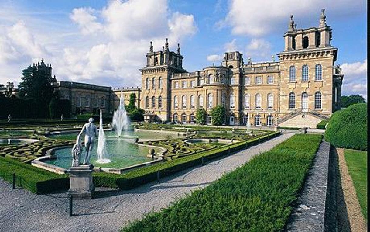 Place Blenheim Palace