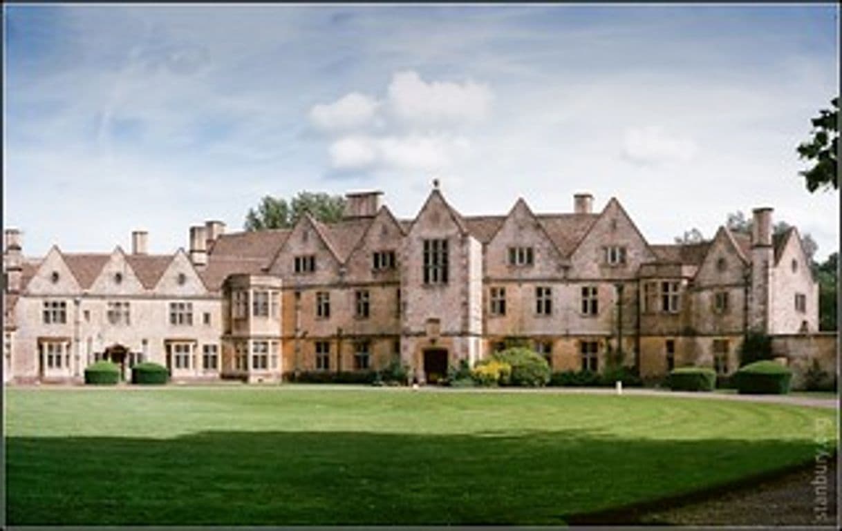 Place Rodmarton Manor