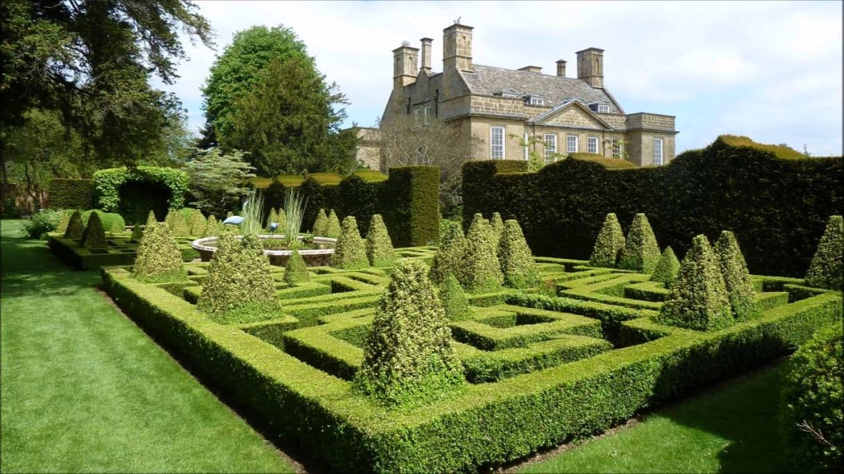 Place Bourton House Garden