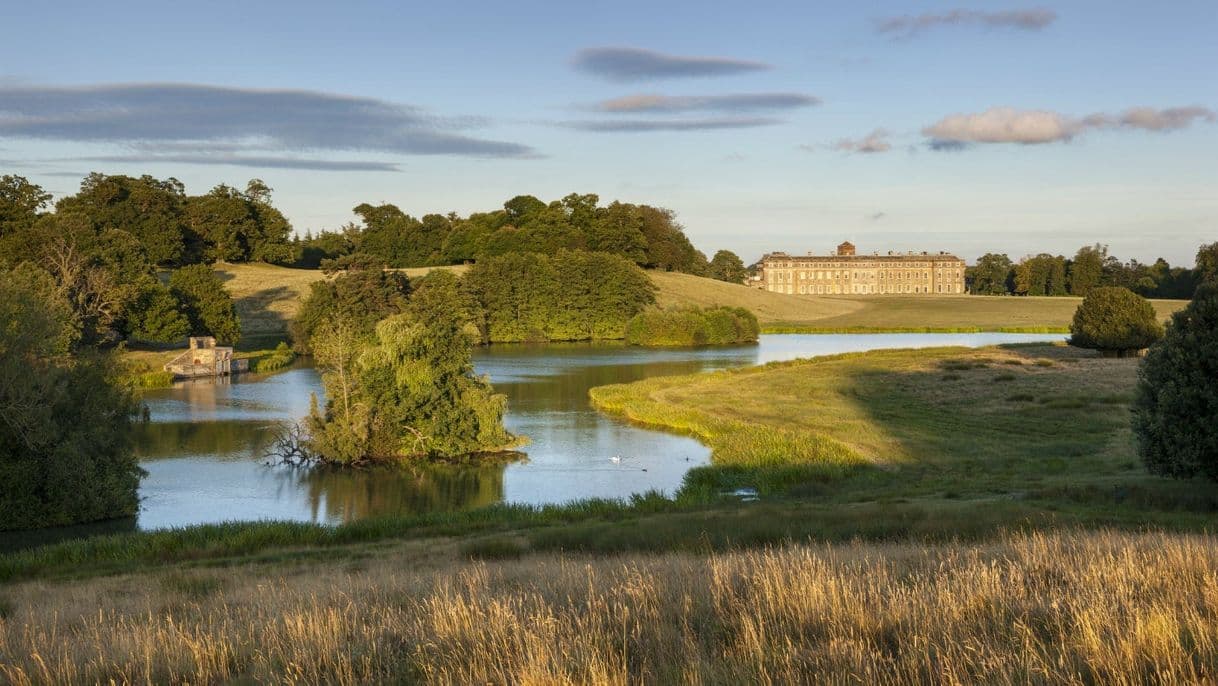 Place Petworth House and Park