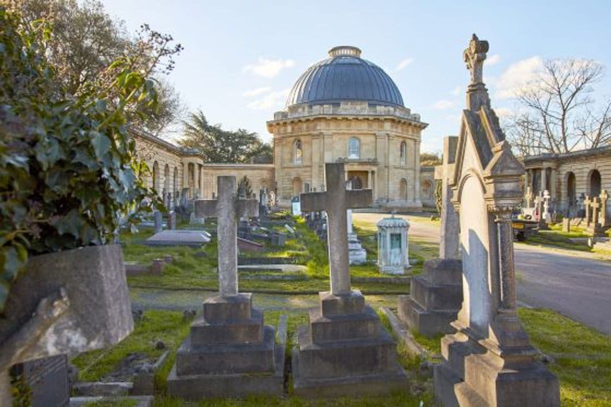 Place Brompton Cemetery