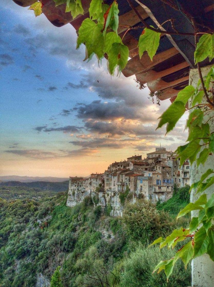 Place Tourrettes-sur-Loup