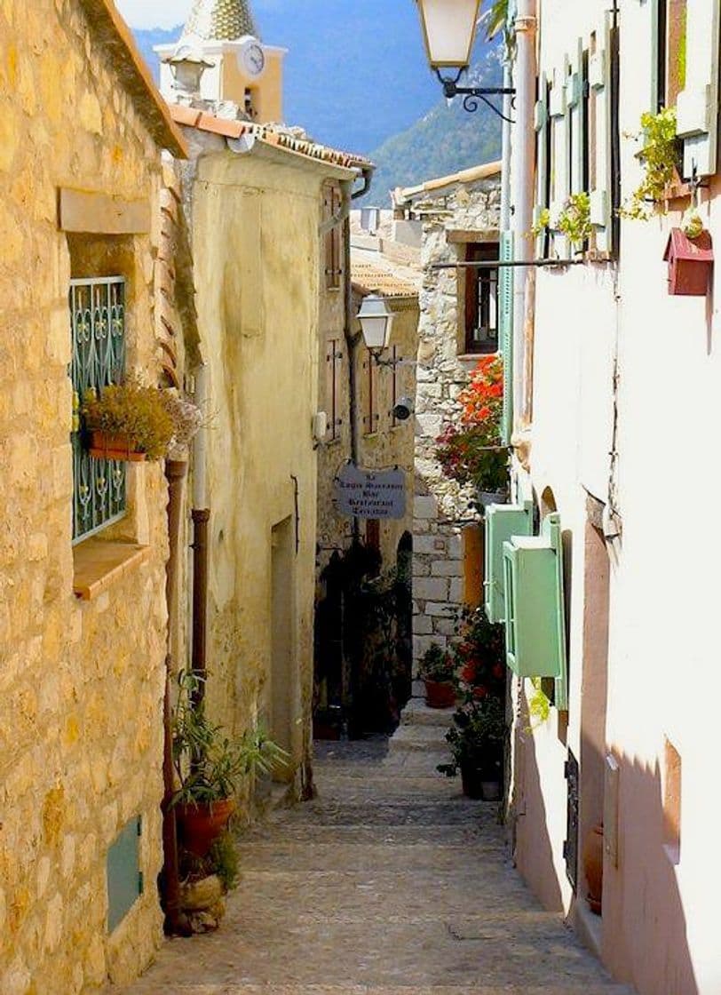 Place Sainte-Agnès