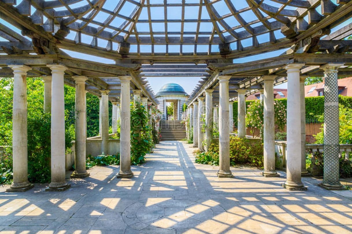 Place The Hill Garden and Pergola