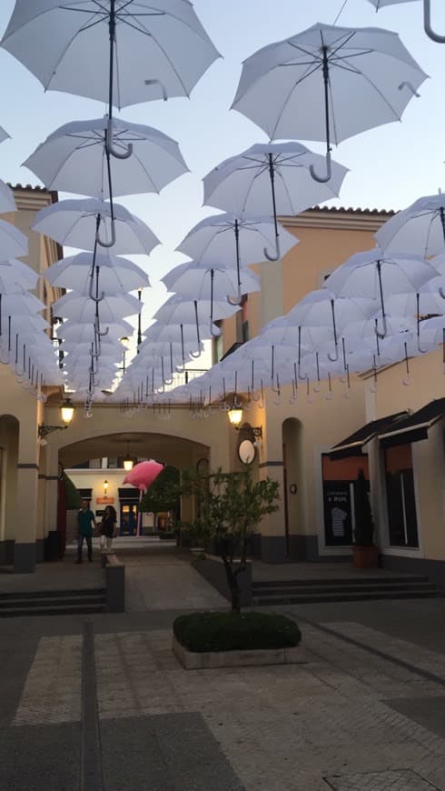 Lugar Campera Outlet Shopping