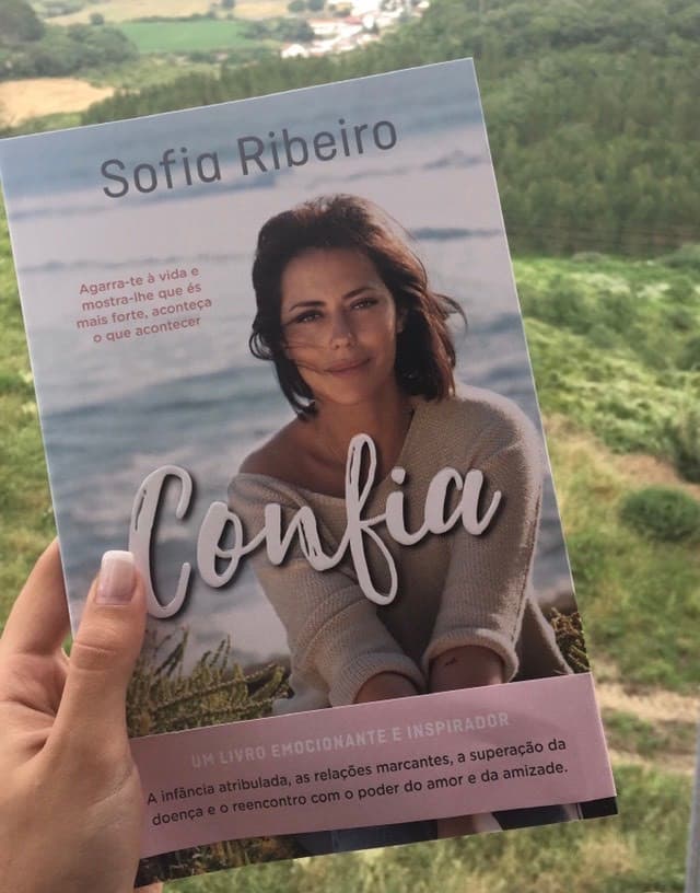 Libro Confia