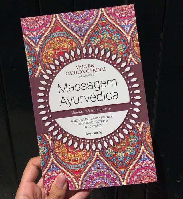 Libro Massagem Ayurvédica