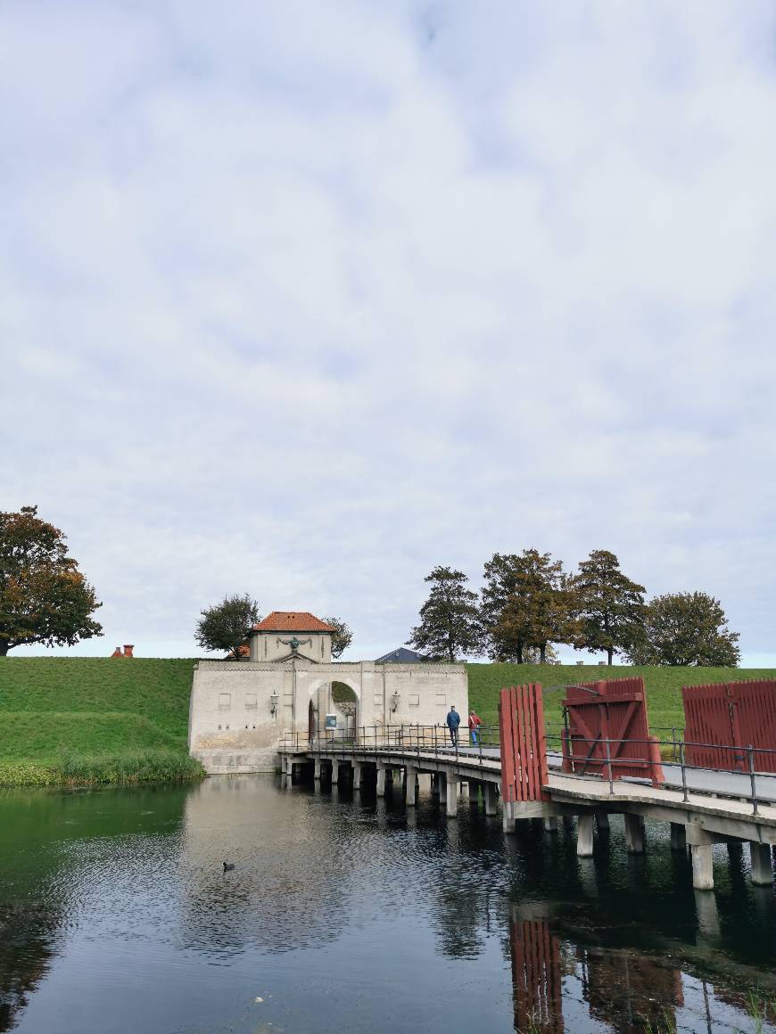 Place Kastellet Bridge