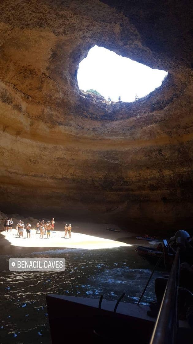 Lugar Benagil Caves