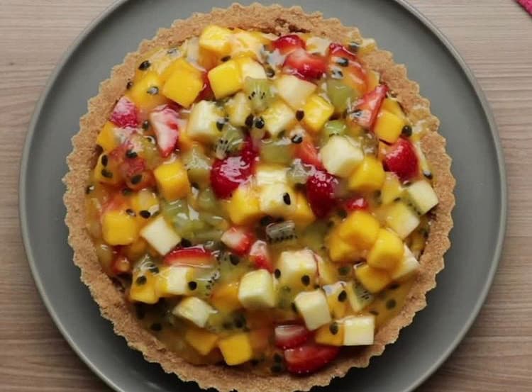 Fashion Torta de salada de frutas