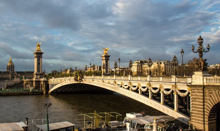 Place Pont Alexandre III