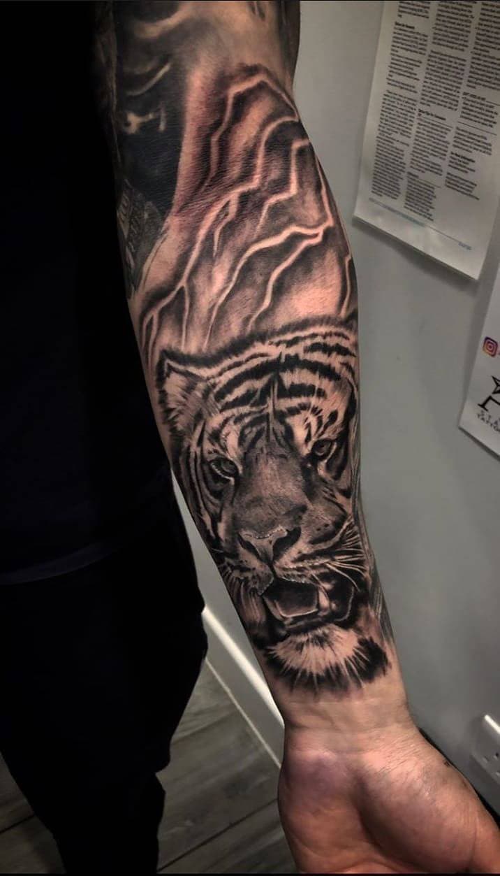 Fashion Tatuagens Tigre