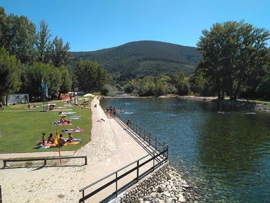 Lugar Praia Fluvial de Valhelhas