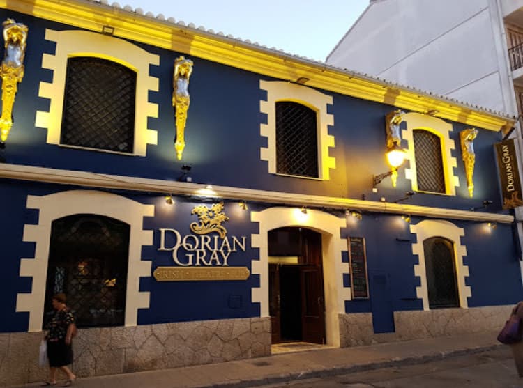 Fashion Pub Dorian Gray