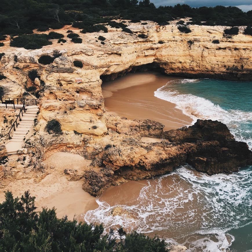 Place Albandeira Beach