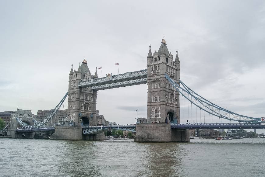 Place Tower Bridge